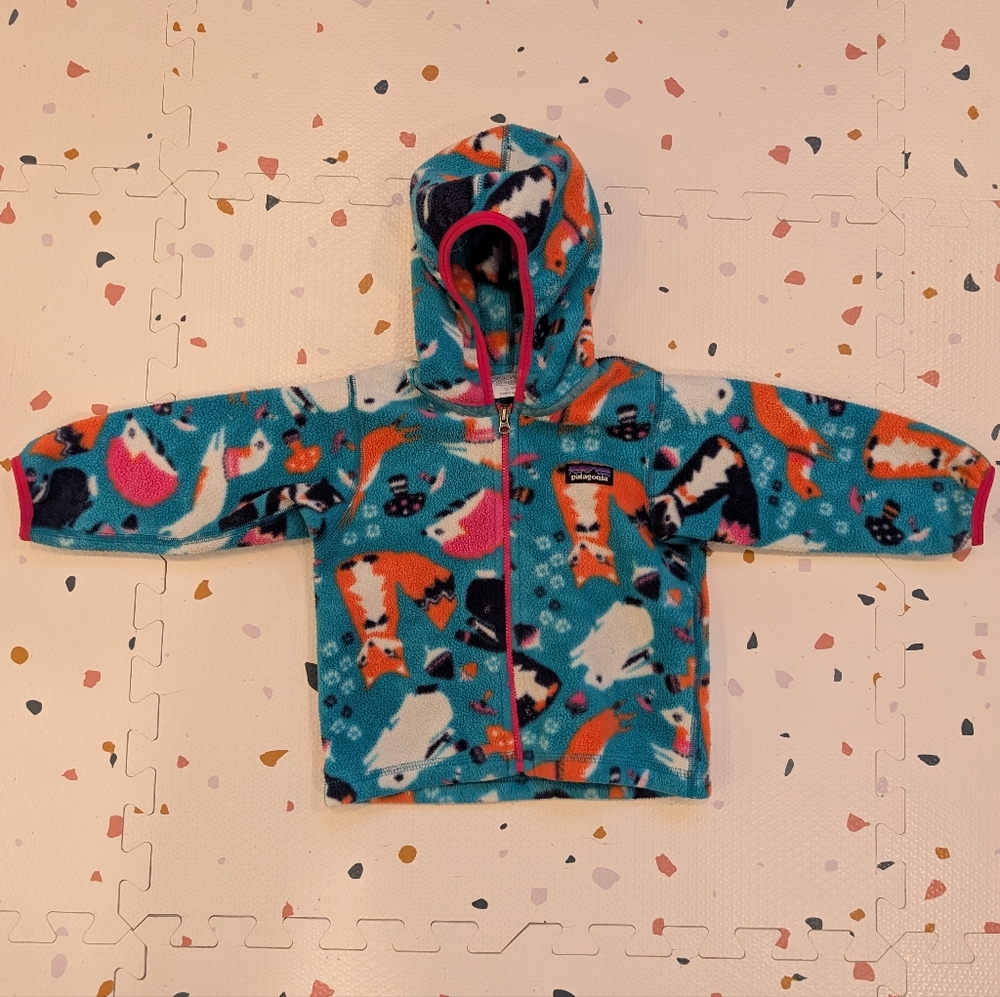 12-18M Patagonia Baby Furry Friends Hoodie - Fox & Animal Print